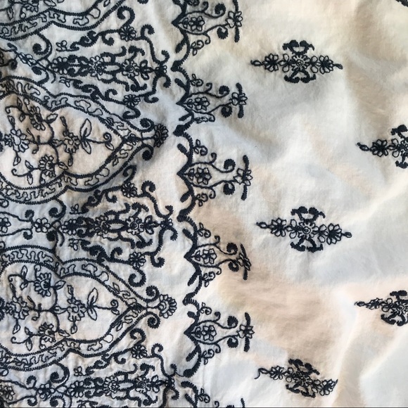 Spring midi dress - Picture 2 of 3